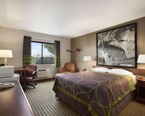 Super 8 by Wyndham Fremont NE Hotels in Dodge County