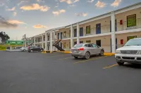 Days Inn by Wyndham Augusta/Fort Eisenhower - parkir