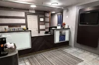 Studio City Suites, a Travelodge by Wyndham