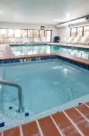 Comfort Inn & Suites Near Medical Center - piscina