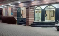 Hotel Citizen - Near Surat Railway Station