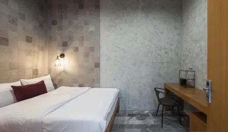Luk Hostel - Digital Nomad Friendly