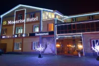 Moonrise Hotel Hotels near Yaroslavl Art Museum