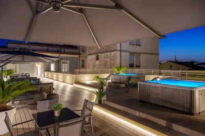 VI Suites Hotel in zona Mercatone Hao Li Lai
