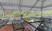 Nirupama Hotel Aluva Hotel di Alwaye