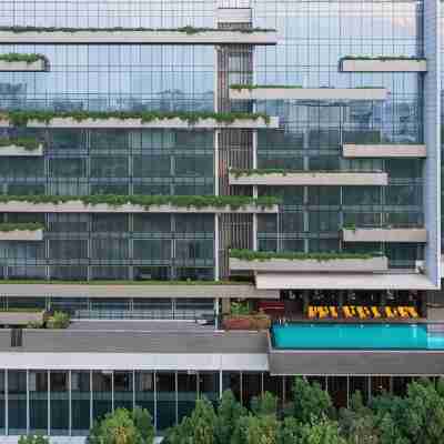 Trident Hyderabad Hotel Exterior