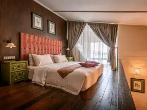 Arun Residence