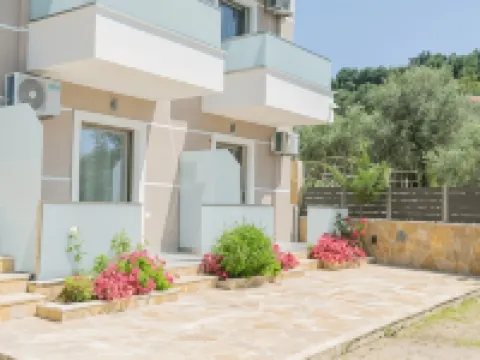 Koks’ Guesthouse Hotels in Himare