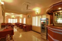 Hotel Crystal Palace - พร้อมอาหารเช้า
