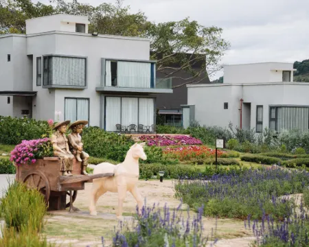 Rung Thong Nui Voi Villa & Resort 德重縣酒店