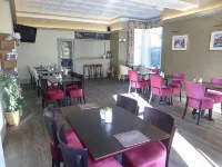 Arrandale House Hotels in Douglas