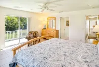 Baywatch Casa 3 Bedroom Home by Redawning