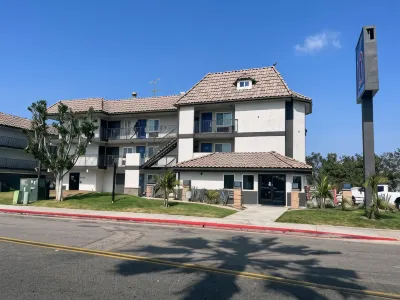 Studio 6 Suites Escondido CA Hotels near Grand Avenue