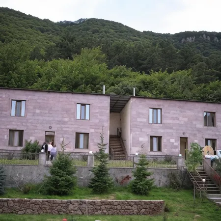 Yeghevnut Hotel