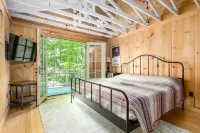 Big Red Cottage at Treetops by Lakewood Lux