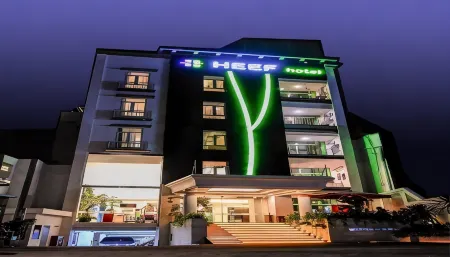 Heef Hotel Pasar Baru Отели рядом с достопримечательностью «Мечеть Истикляль»