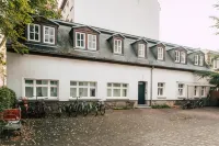 ルガ・ホームズ - シャウセーハウス Propsteikirche St. Trinitatis周辺のホテル