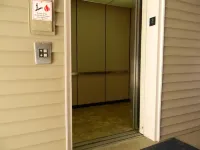 斯托克布里奇住宿套房飯店