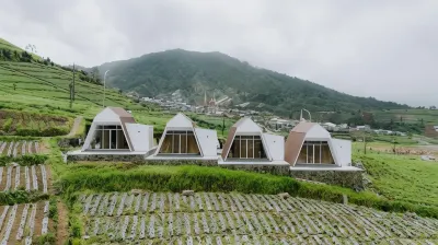 Dieng Khatulistiwa By Travelink Hotel dekat Puncak Gunung Desa Kalitengah