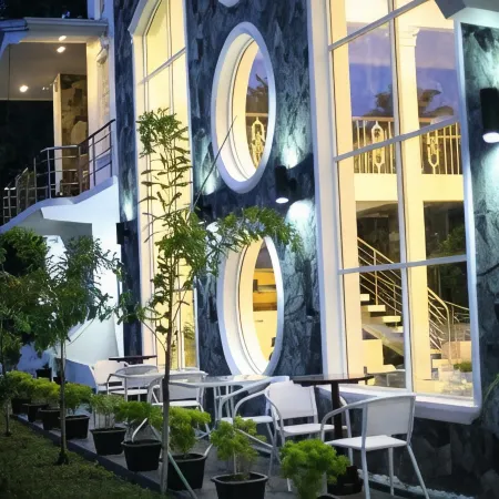 Ayaana Boutique Hotel