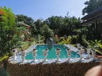 Edmund's Inn & Suites Hotels in Siquijor