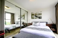 The Nicol Hotel and Apartments Hotels in Bedfordview