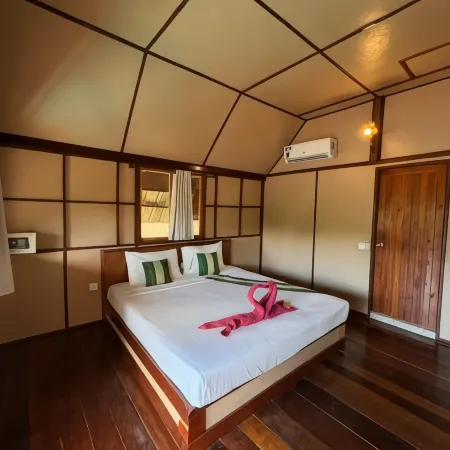Phi Phi Ingphu Viewpoint Hotel