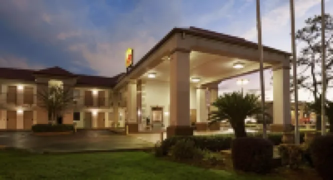 巴吞魯日-I-12速8酒店