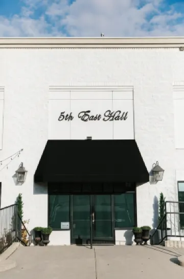 5號東大廳民宿 酒店