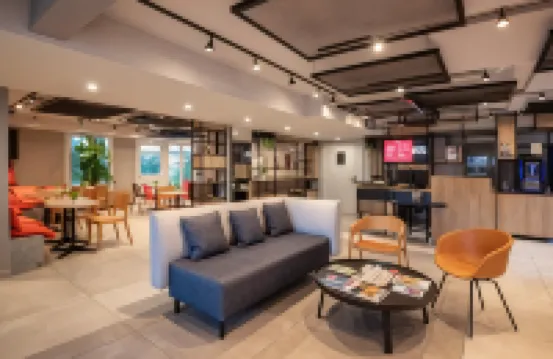 宜必思羅克布呂訥卡普馬丹