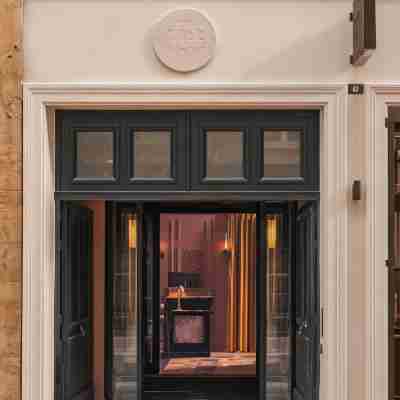 Boudoir des Muses Hotel Exterior