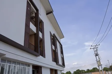 Field Town Apartment