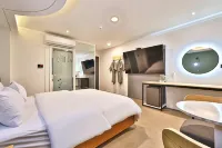 Incheon Seogu Hound Hotels in Incheon