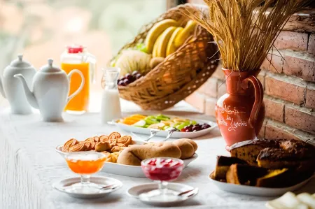 Monte da Corte Ligeira Отели в г. Алберноа