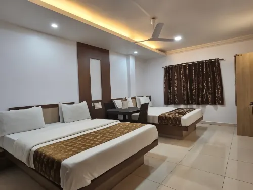 Hotel Sunrise Hotels in Mahabaleshwar