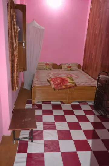 Somit Paying Guest House