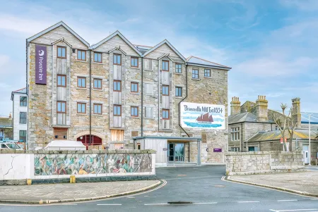 Premier Inn Penzance Отели рядом с достопримечательностью «Penlee House Gallery & Museum»