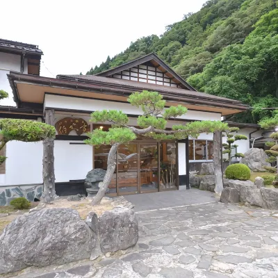 Yumura Onsen Hakuuntei Hotels in Iwami District
