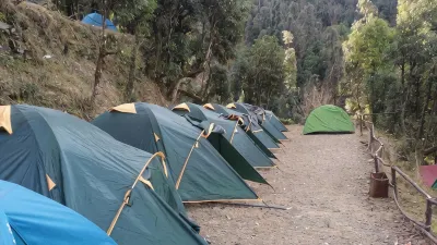 Janardan Campsite Kausani Hotel in zona Aarav home stay