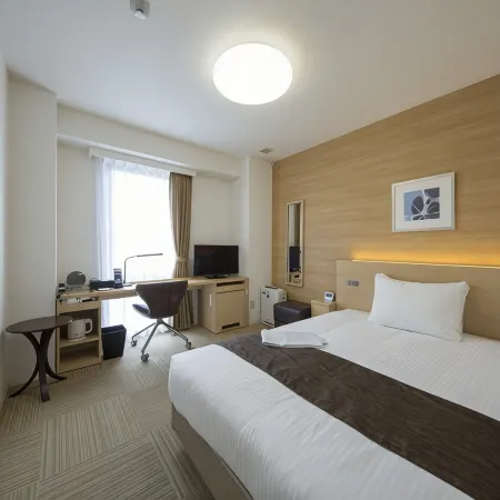 Shizutetsu Hotel Prezio Shizuoka Ekinan Отели рядом со станцией Shin-shizuoka Railway Station