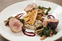 The Peregrine Omaha Downtown Curio Collection by Hilton - breakfast