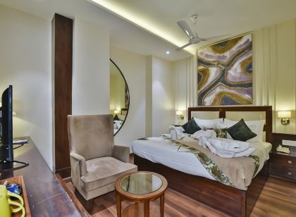 Hotel Br Grand with Nimo Club Amritsar -5 Mint from Golden Temple