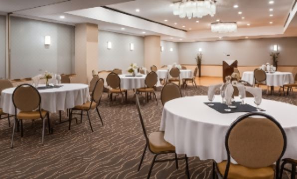 Best Western Plus Ottawa City Centre