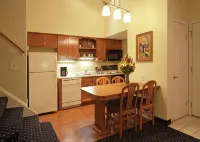 Suburban Studios - Pet friendly