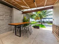 Fishermans Resort Life Hotels in La Libertad