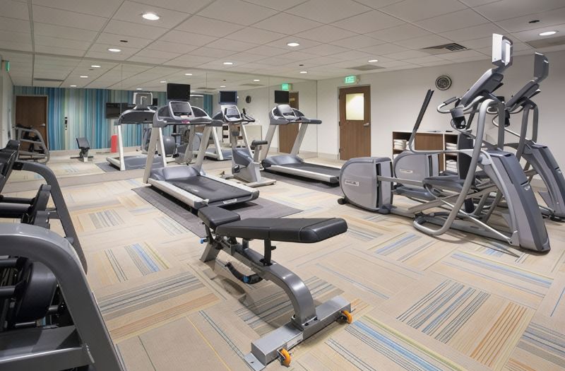 Holiday Inn Express & Suites Roanoke – Civic Center by IHG photo 4