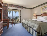 Travelodge by Wyndham Sunset-Huntington Beach Ocean Front