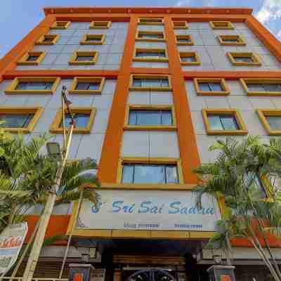 Sri Sai Sadan Hotel Exterior