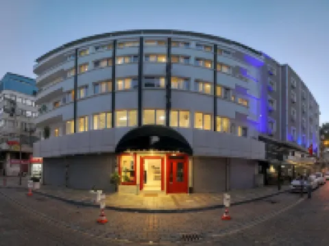 Piano Hotel โรงแรมในอิซมีร์