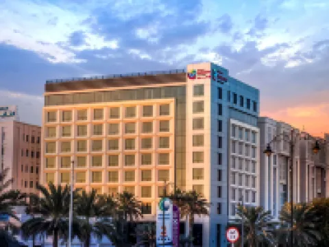 ラマダ アンコール バイ ウィンダム マスカット アル グブラ マスカトのホテル